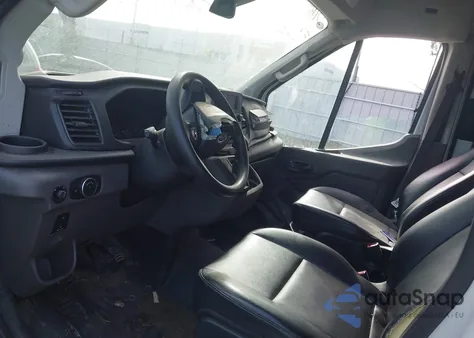 2023 Ford Transit-250 z USA, uszkodzony, nr VIN 1FTBR1X86PKB34378